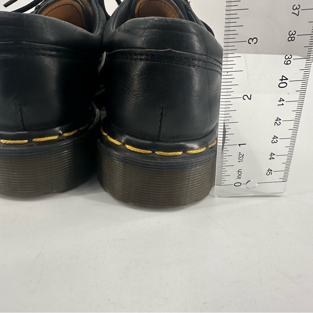 Dr Marten 8053 Classic Black Leather Men's Shoes Size 4 Lug Sole Leather 10 Eye - Picture 4 of 13